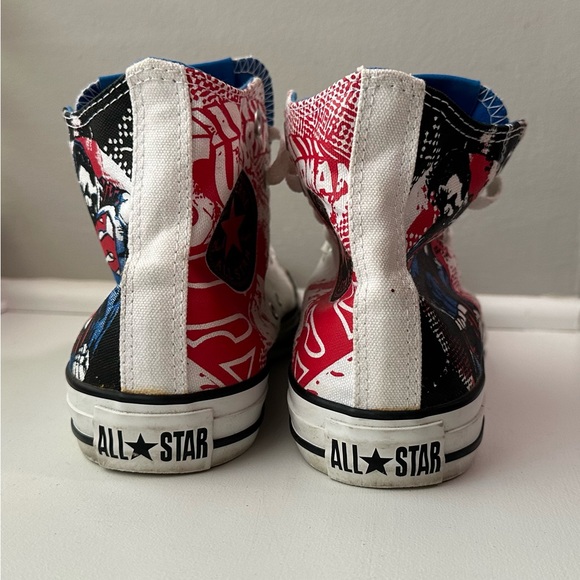 Converse All Star High Top Women Size 7 Men 5 Unisex Superman DC Comic Shoe - Picture 3 of 8